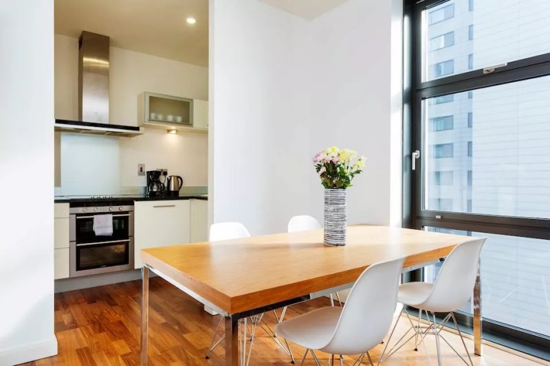 OYO Home Canary Wharf Residences