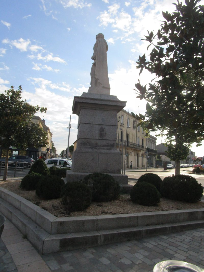 Statue du Duc Decazes