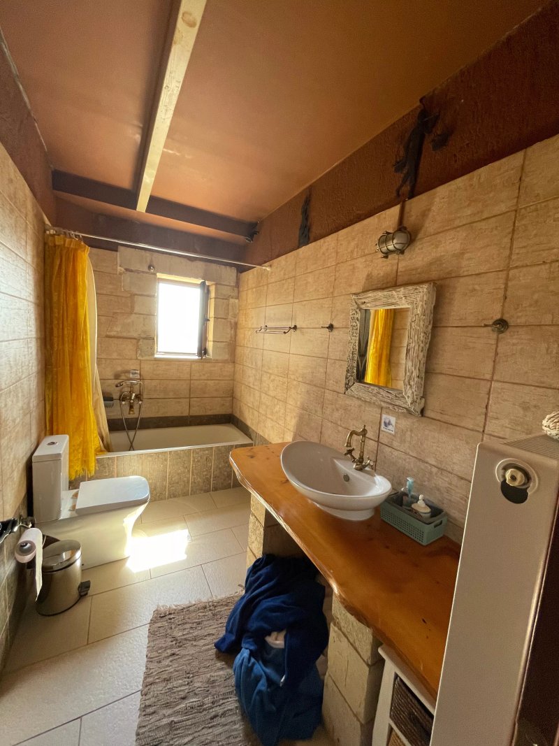 Private traditional villas with sea and mountain views 3km from sandy beach