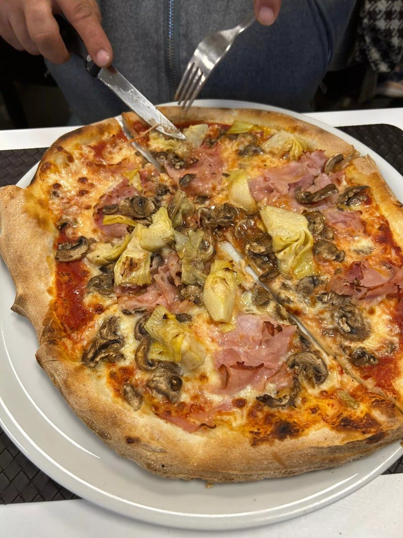 Mondo Pizza Di Kurti Fatmir