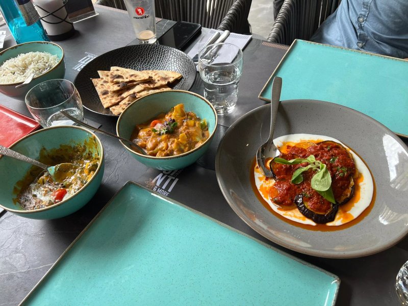 Ginti & More Urban Food Club