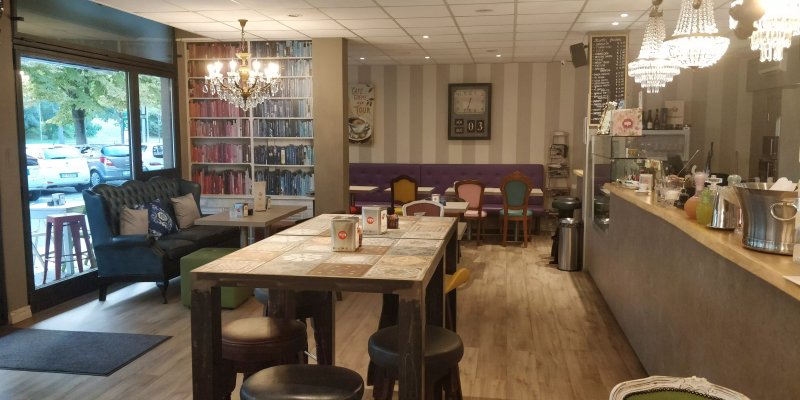 Diferente Cafe & Bistrot