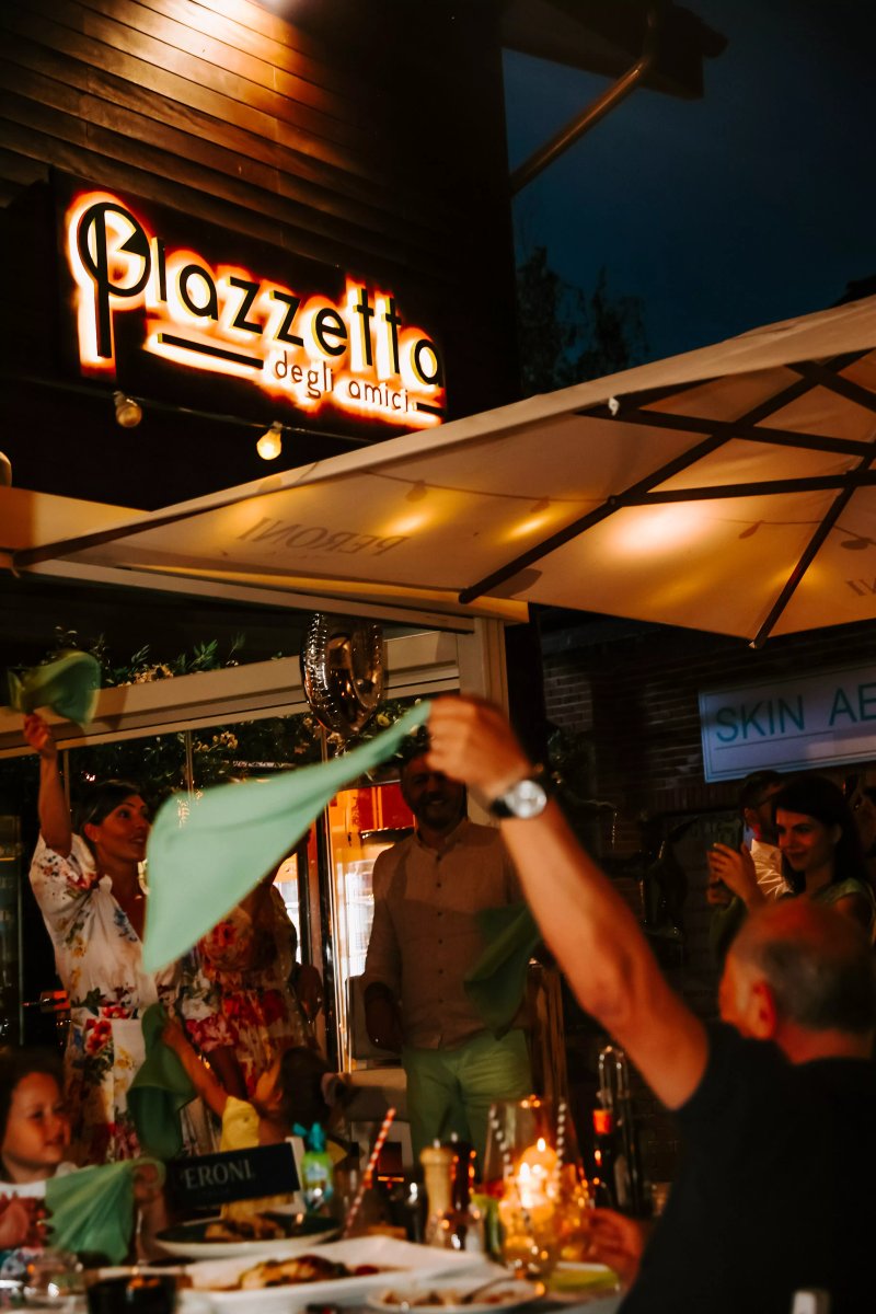 Piazzetta Degli Amici