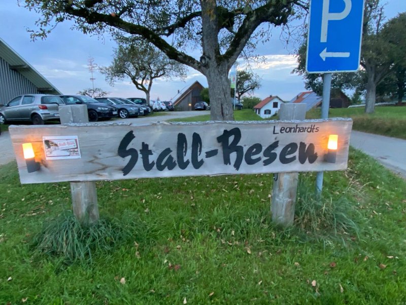 Leonhardts Stall-Besen