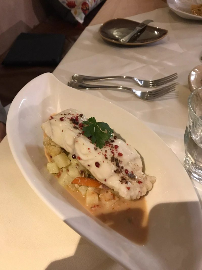 Hullrod Restaurant & Cafe