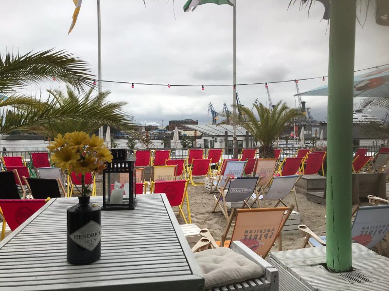 Dock 3 Beachclub