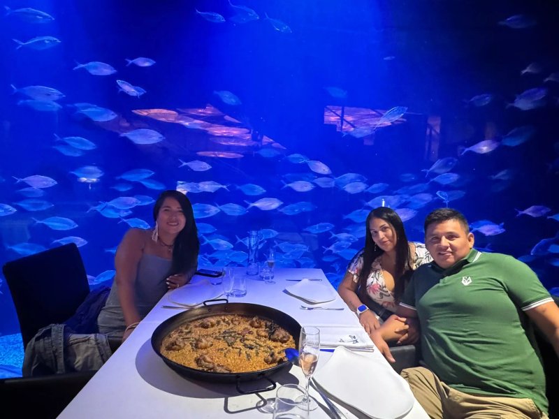 Submarino Restaurant