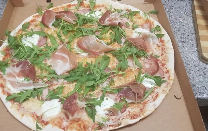 Charlie Pizza