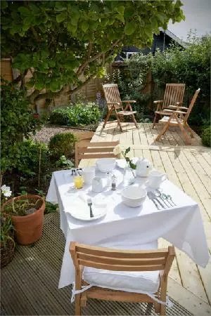 B&B at No 10