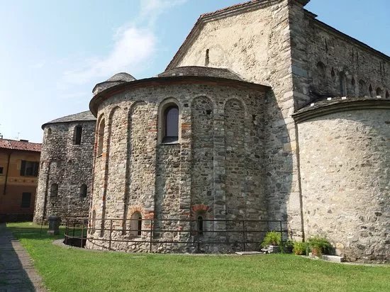 Basilica di San Vincenzo in Galliano