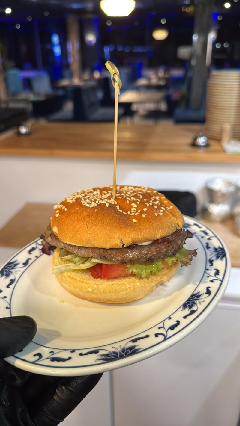 Grand Pera Mediterranean Kitchen & Lounge