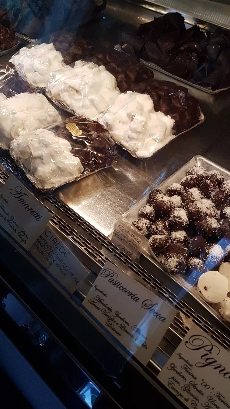 Pasticceria Gelateria Cambria