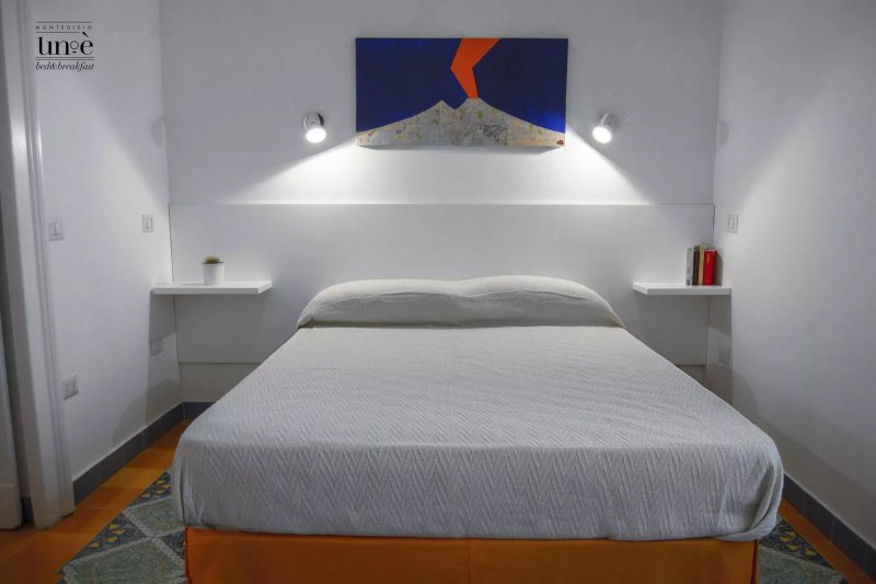 Montedidio Unoe Bed&Breakfast