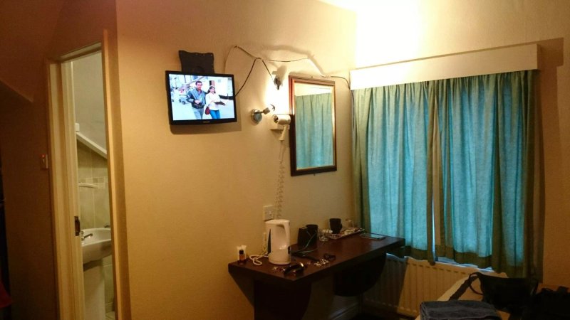 Avalon Guest House
