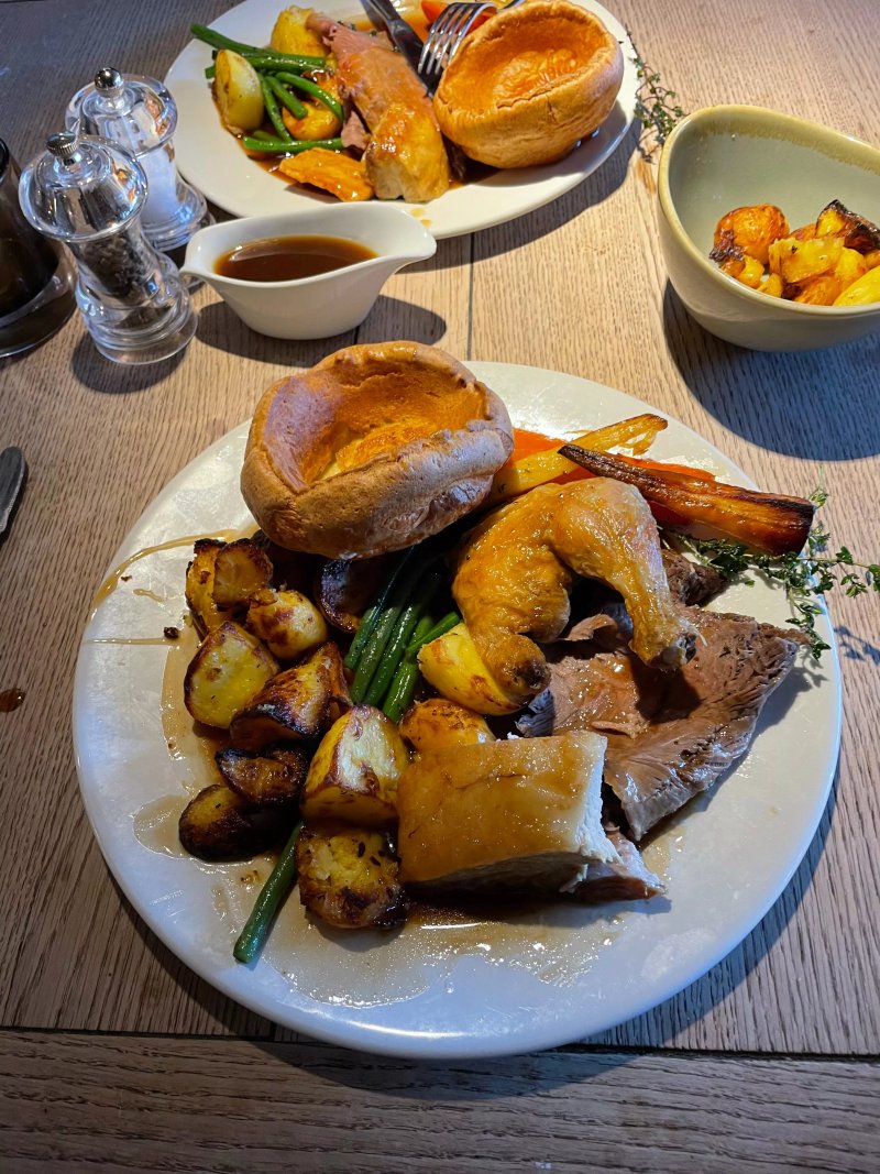 Merlin's Cave Pub and Restaurant