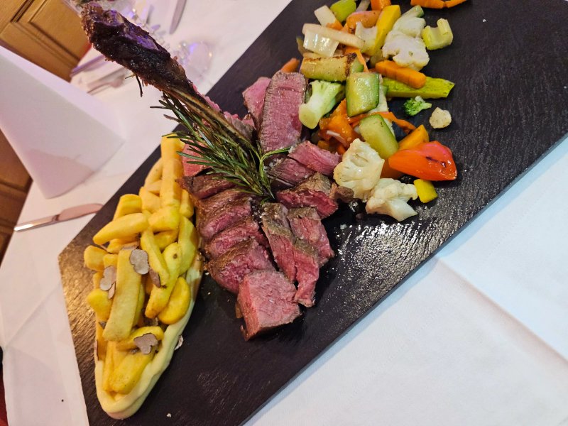 Joe's Restaurant Im Weissen Ross