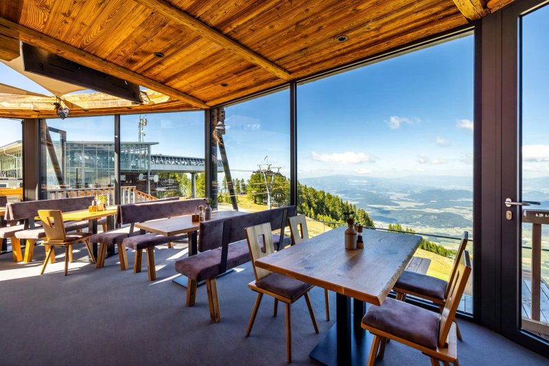 Panoramarestaurant Oben