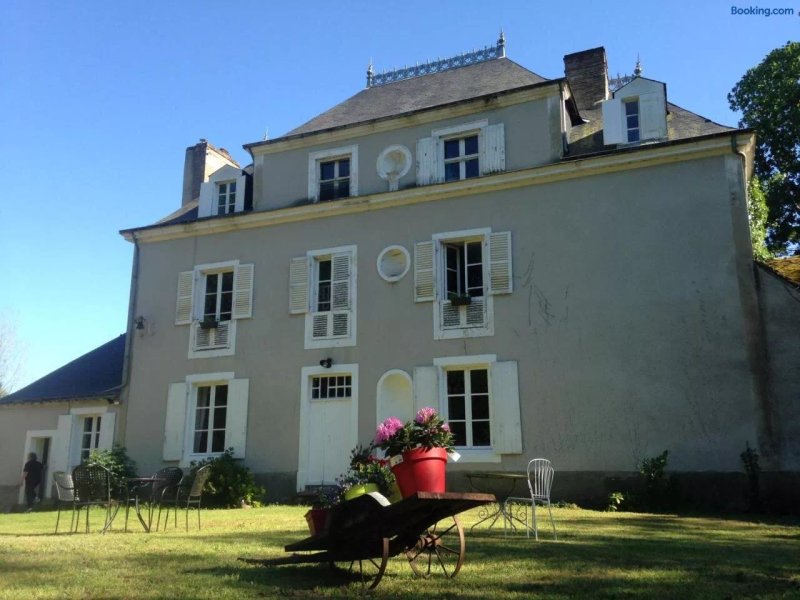 Le Petit Plessis
