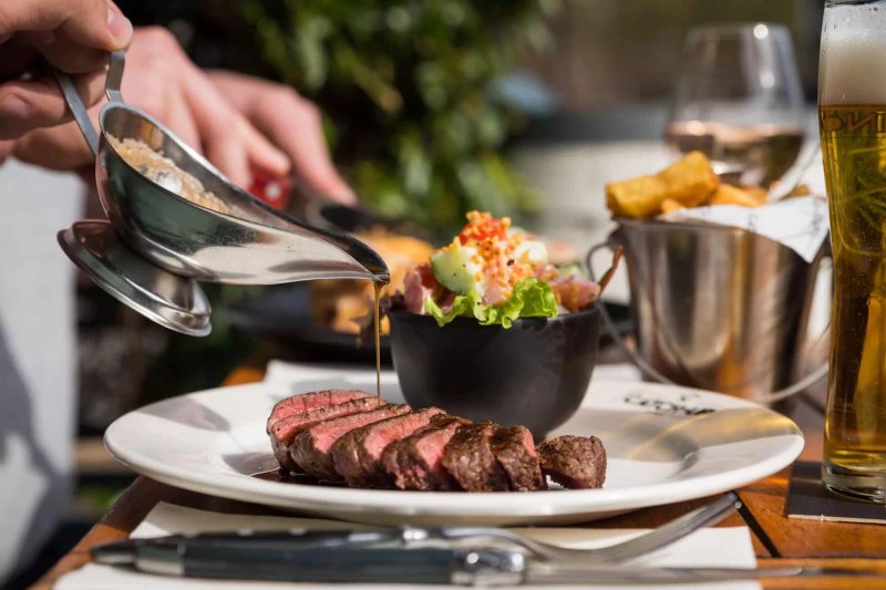 Bistro Catch-up Goudenregenplein