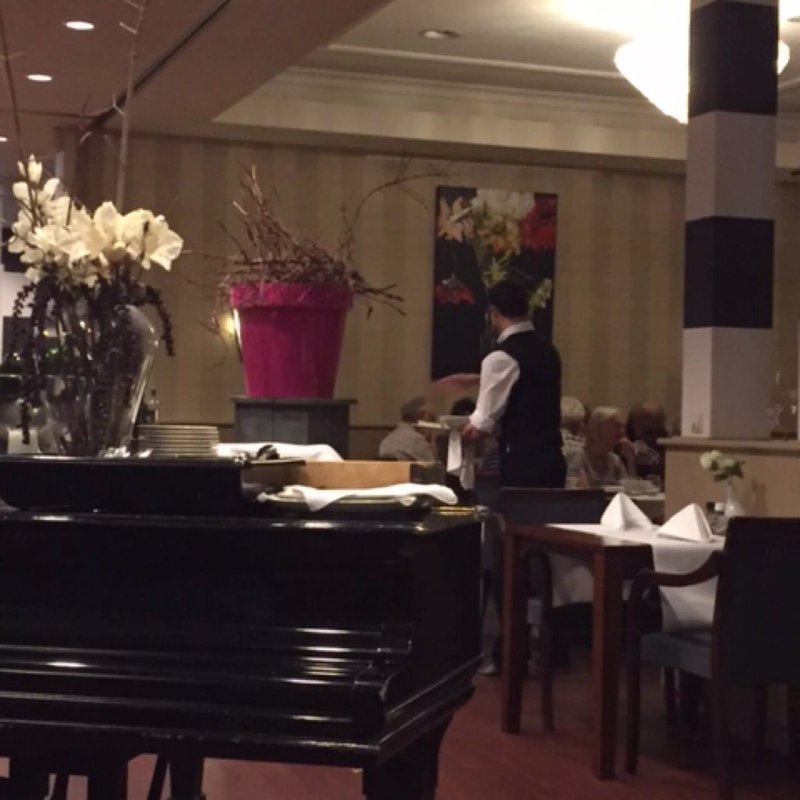 Restaurant Panorama (by Fletcher)