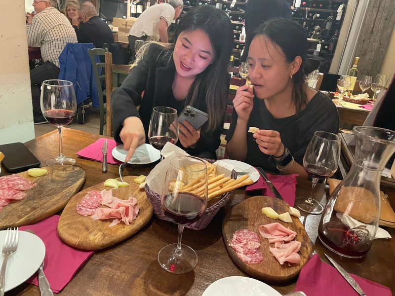 Oinos Vini - Wine Bar - Caffetteria