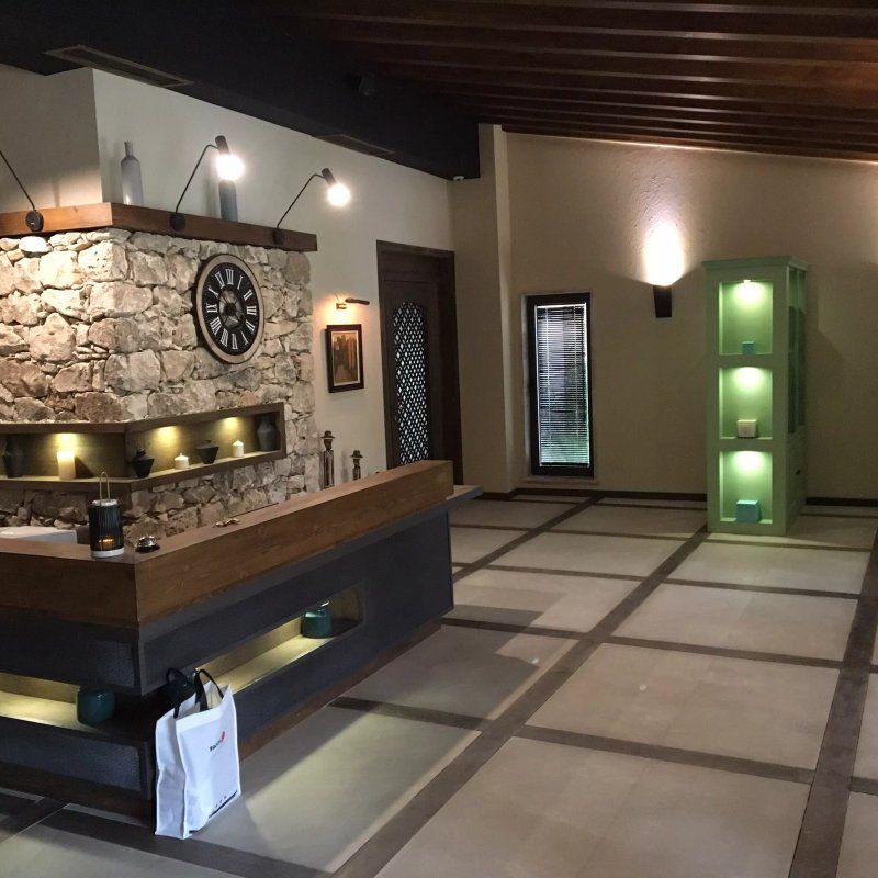 Zornitza Family Estate Relais & Chateaux