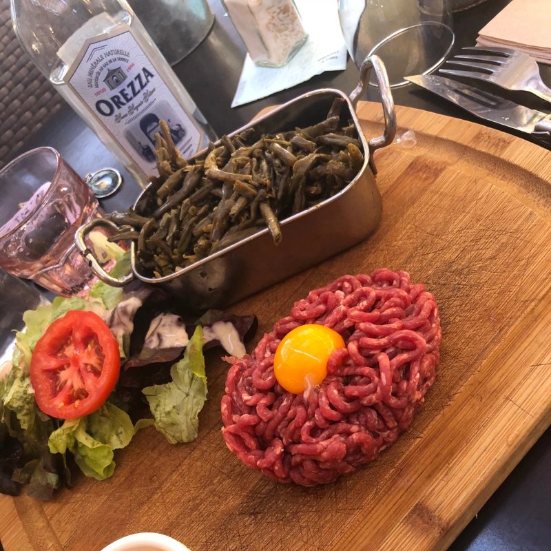Brasserie Restaurant 592