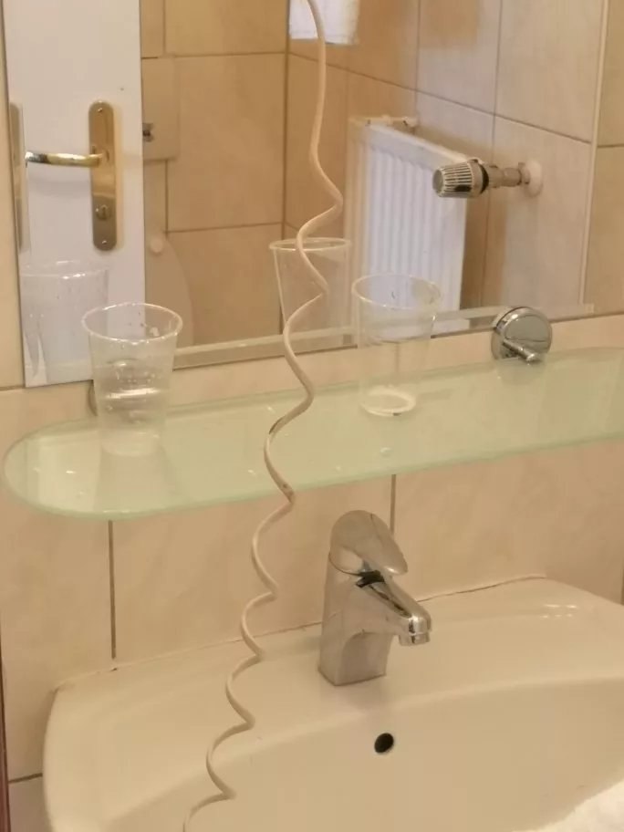 Yasha Hotel