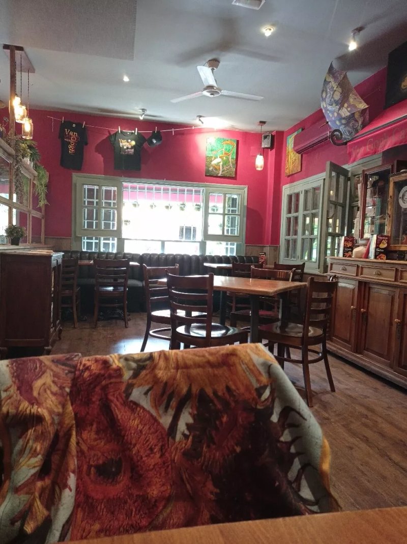 Van Gogh Cafe