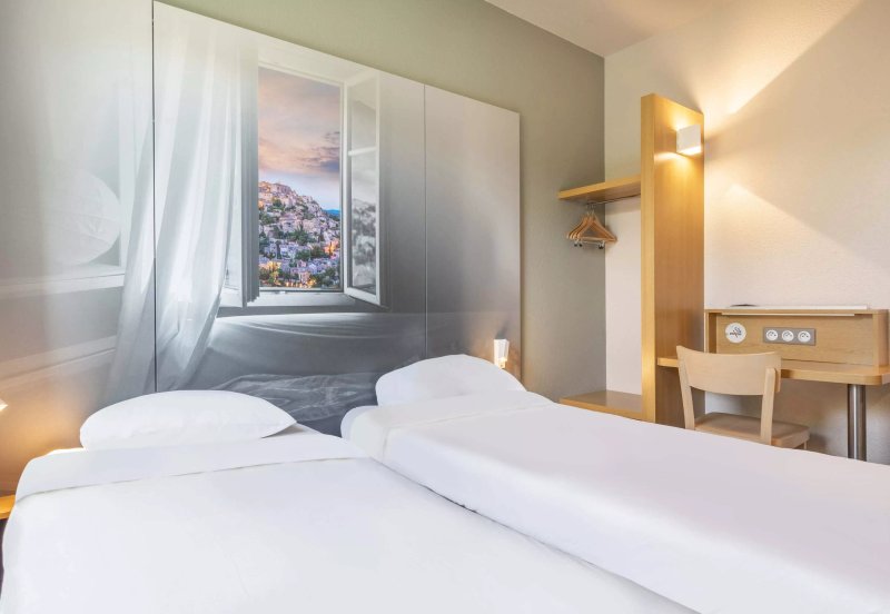 B&B HOTEL Salon de Provence
