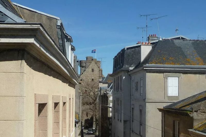 T3 de Charme, Calme et Lumineux Saint Malo Intra-muros, 100m Plage
