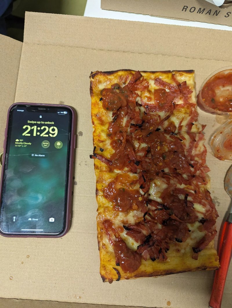Treevi Pizza Al Taglio (History Center)