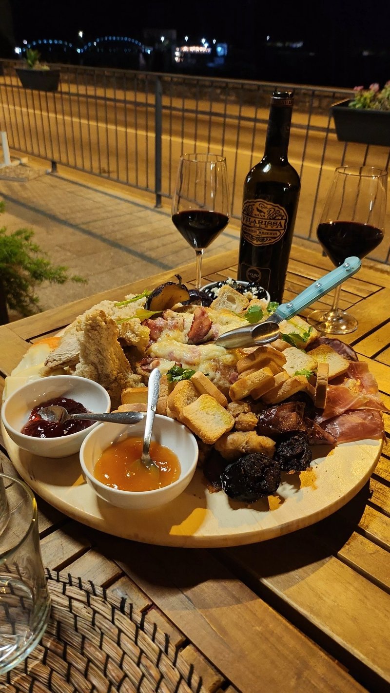 Garrafeira Gato Preto