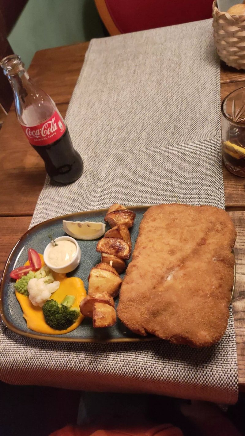Madonca Rooms & Restaurant