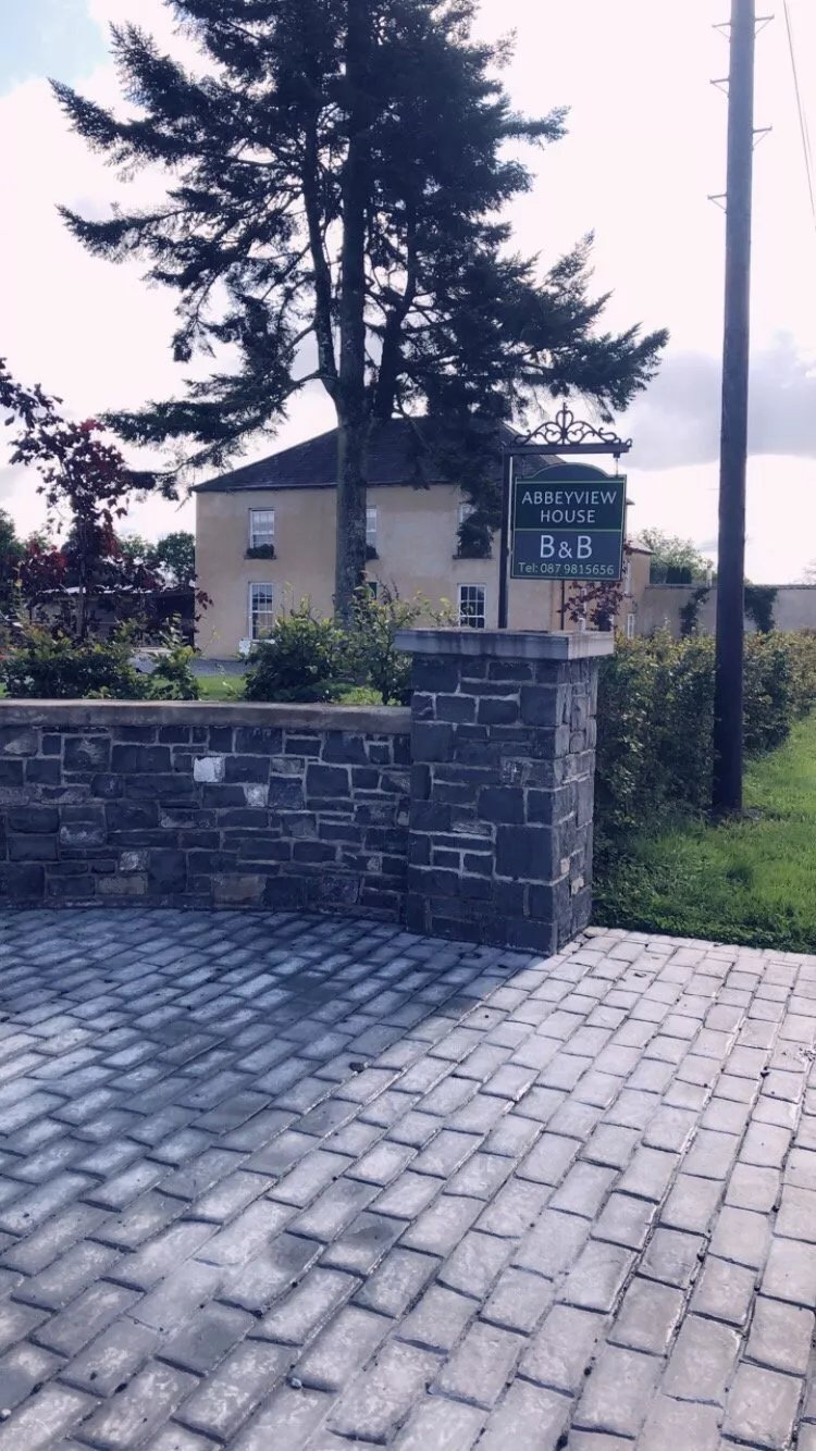 Abbeyview House B & B
