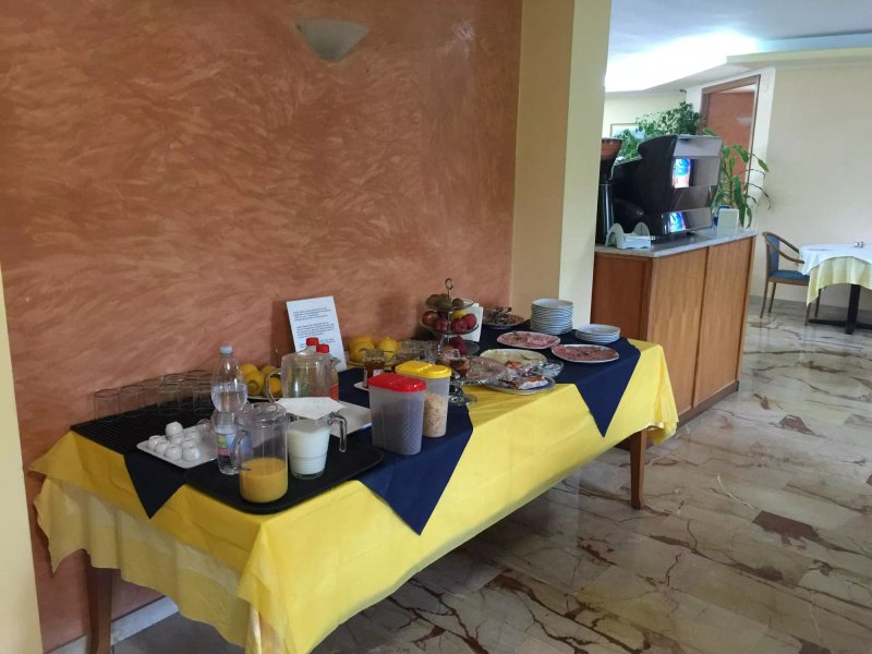 Hotel Iside