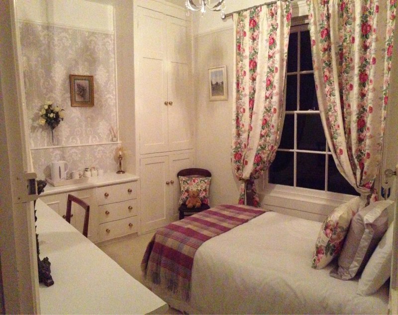 Honeychild Manor Farmhouse