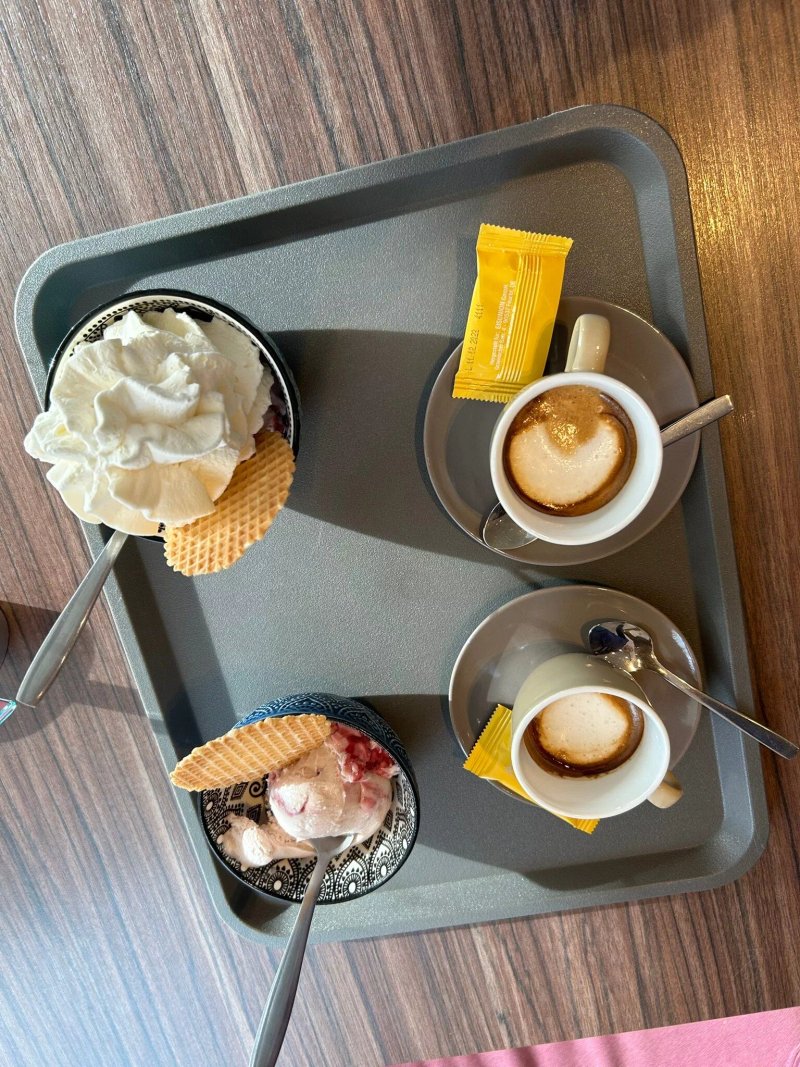 Eiscafe Natale