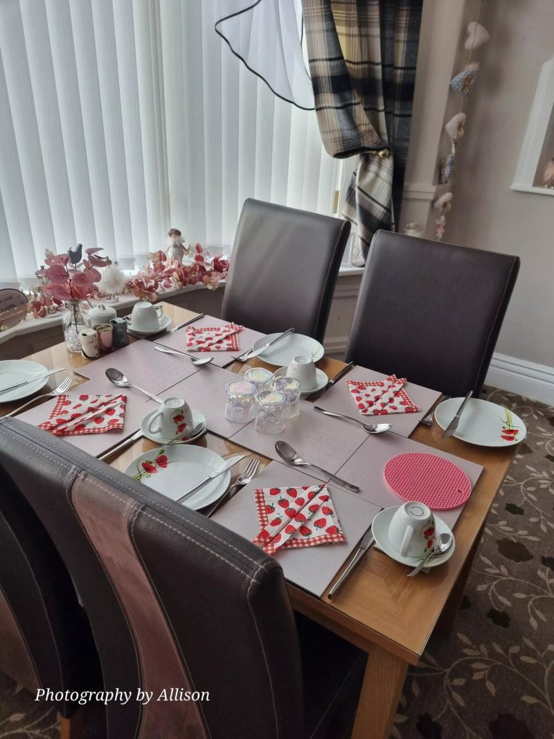 Grosvenor View - Guest House