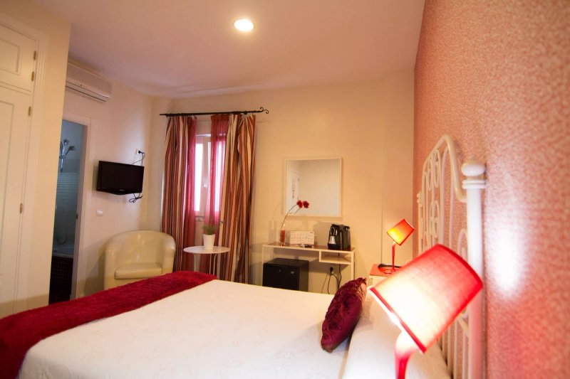 Hostal Paris