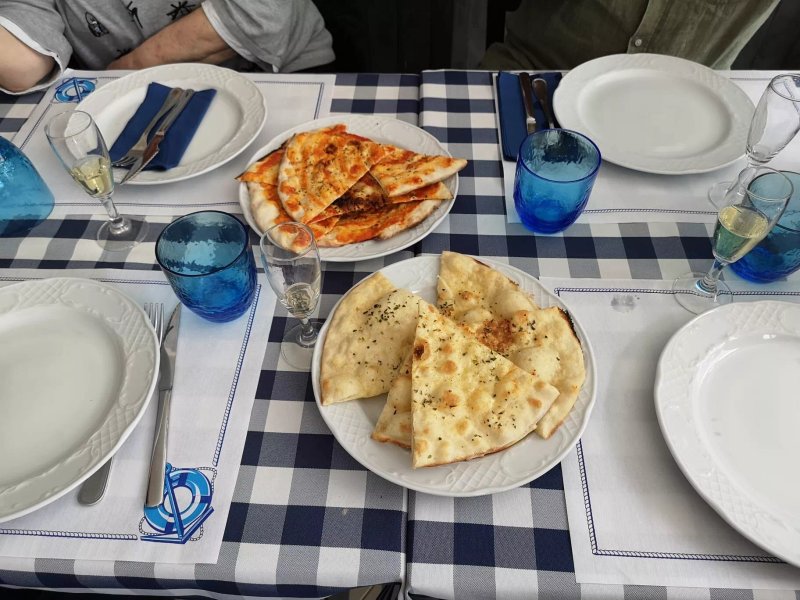 La Fabrica De La Pizza