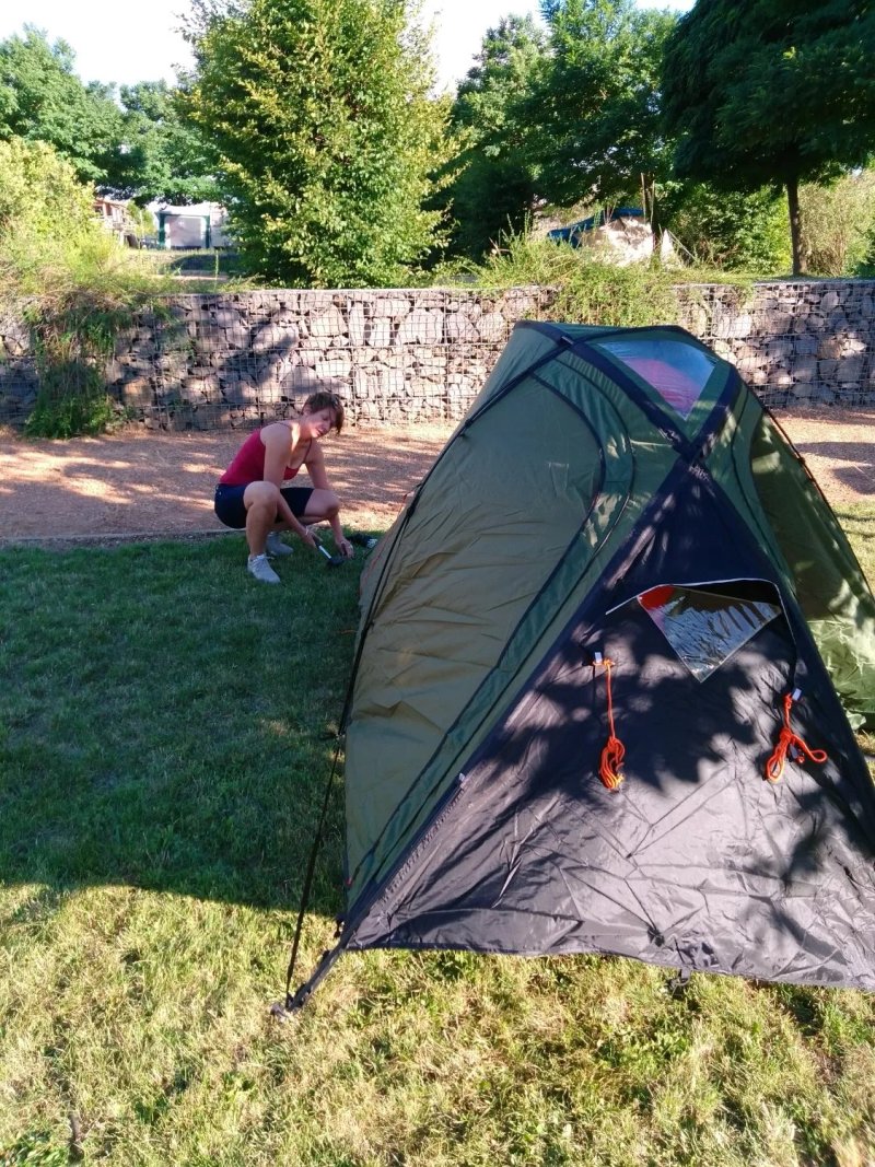 Camping Pierres Et Sources