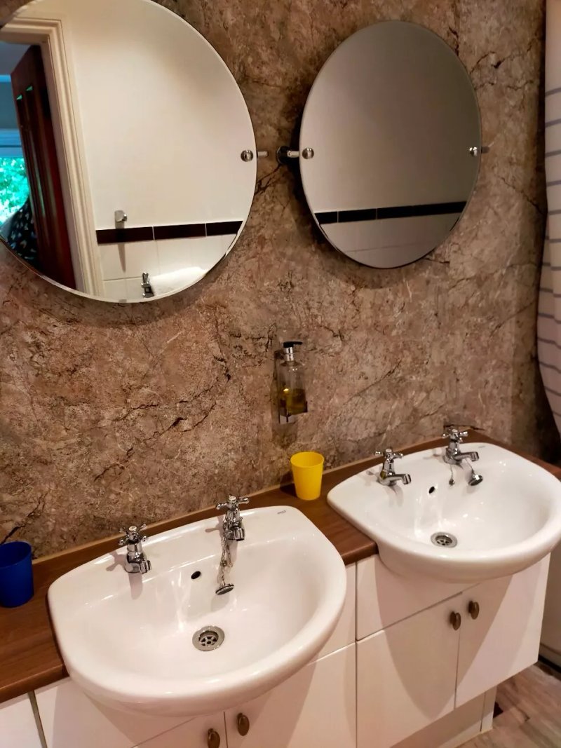 Pinewood Cottage Deluxe Self Catering Apartments
