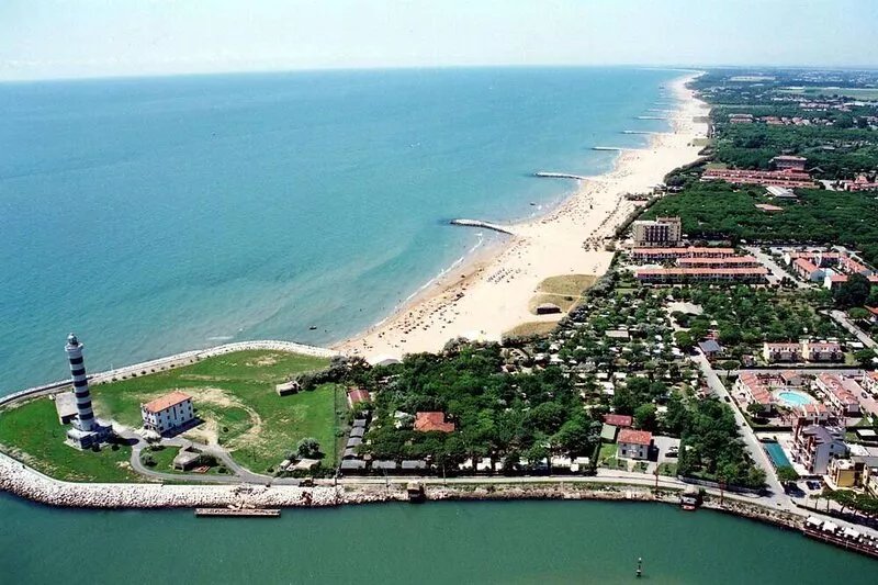 Lovely Cobalt apartment 100 meters from the sea
