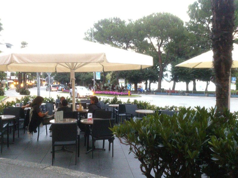 Al Porto Cafe Lago