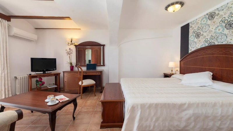 EcoHotel & Spa Monnaber Nou