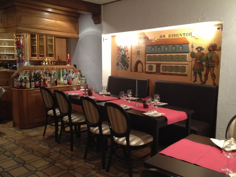 Restaurant & Cafe  "Zum kuehlen Grund"