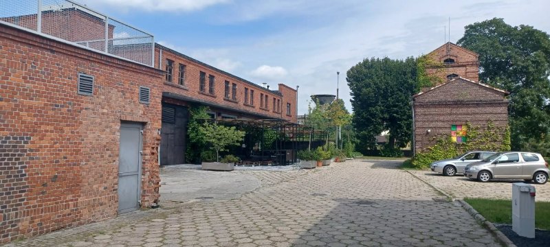Tichauer Restaurant