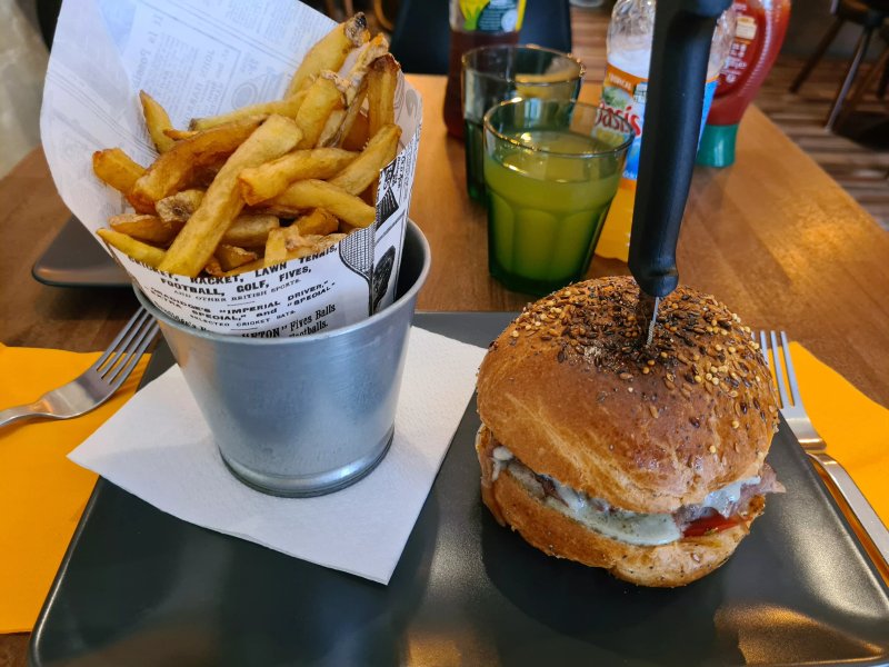 Sabora Burgers