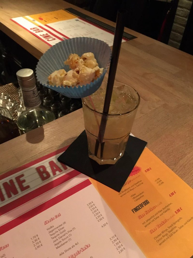 Cine Bar